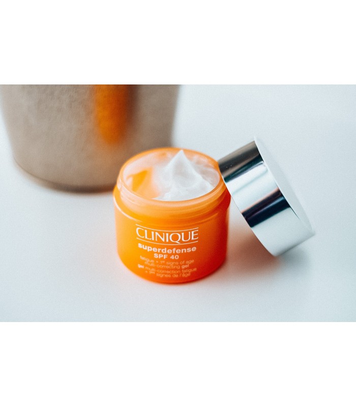 SUPERDEFENSE - SPF40 gel multi-correction 50 ml