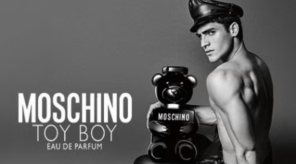 MOSCHINO_0