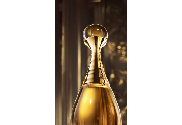 Dior : Les Secrets d'une maison de Luxe